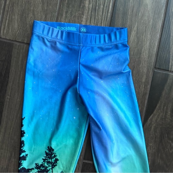 Blackmilk Aurora Skye Leggings Sz XS - Picture 4 of 6